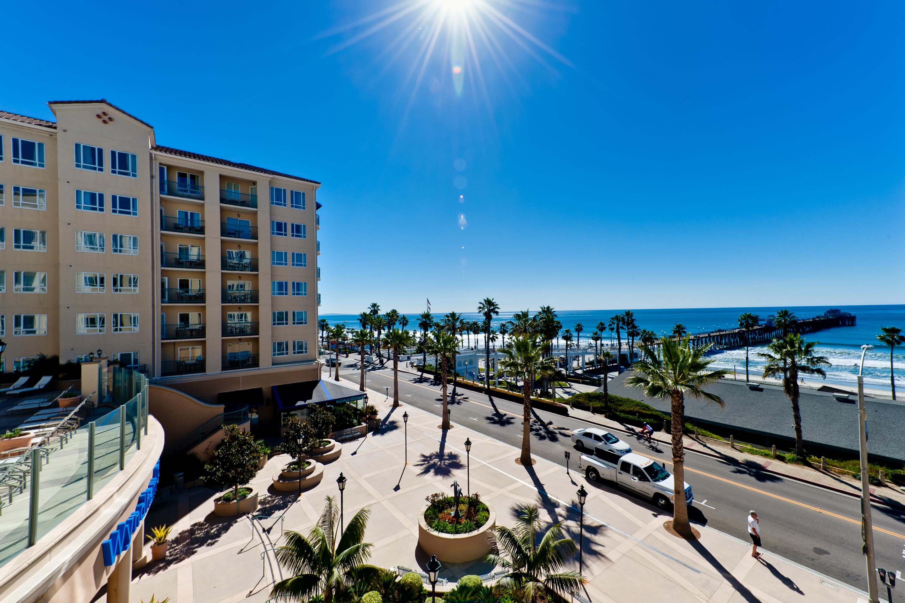 Club Wyndham Oceanside Pier Resort Exterior photo