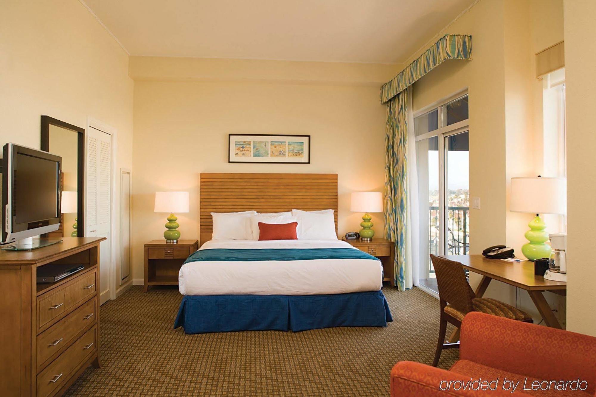 Club Wyndham Oceanside Pier Resort Exterior photo